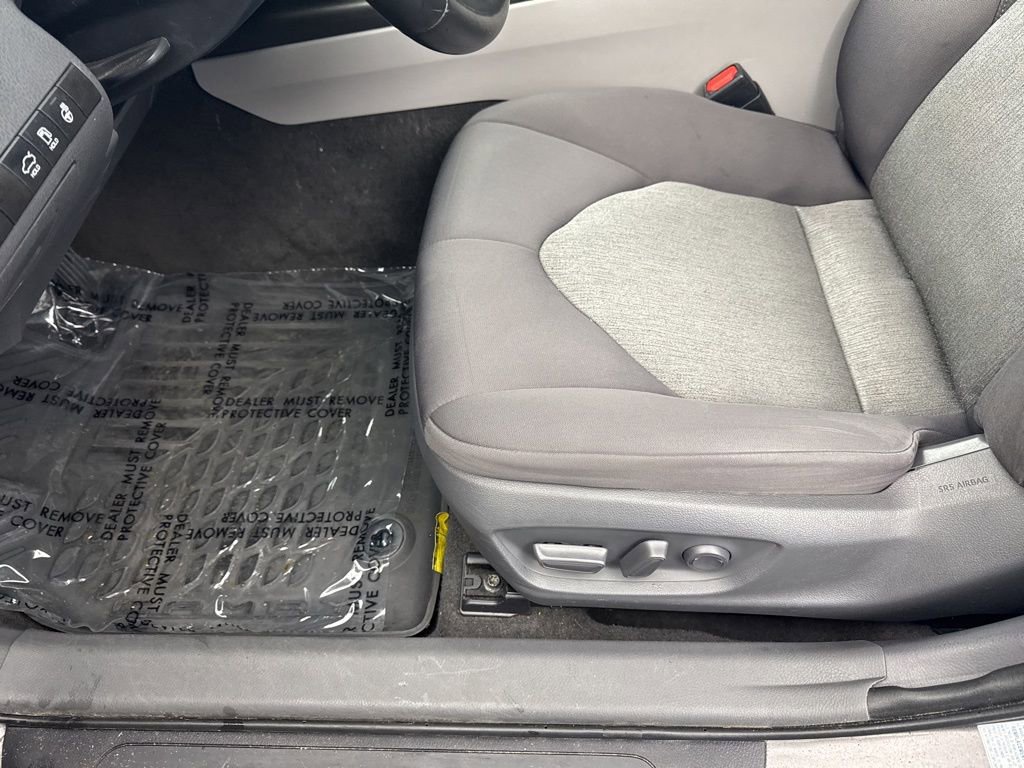 Used 2021 Toyota Camry LE w/ Cold Weather Package AWD/4WD image 30