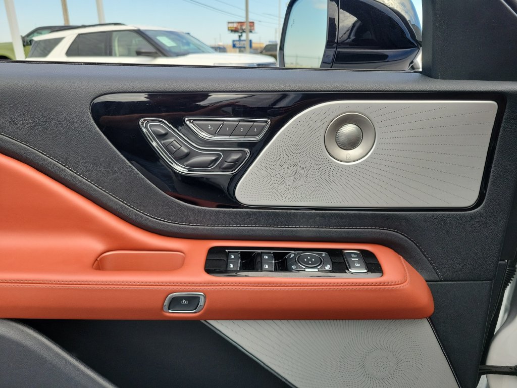 New 2027 Lincoln Aviator Reserve AWD/4WD image 20
