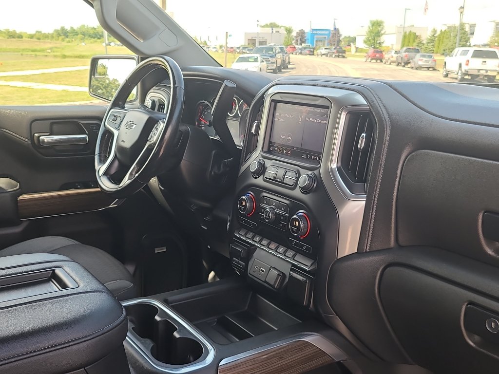 Used 2019 Chevrolet Silverado 1500 LT Trail Boss AWD/4WD image 26