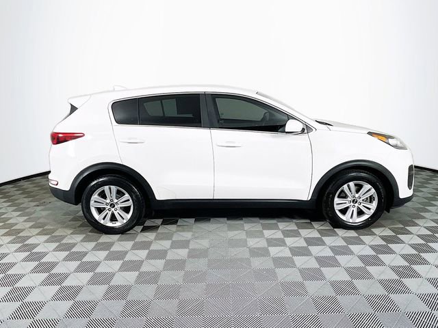 Used 2018 Kia Sportage LX image 9