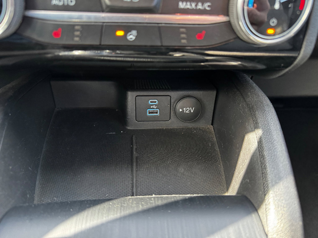 Used 2022 Ford Escape SE w/ Cold Weather Package AWD/4WD image 21