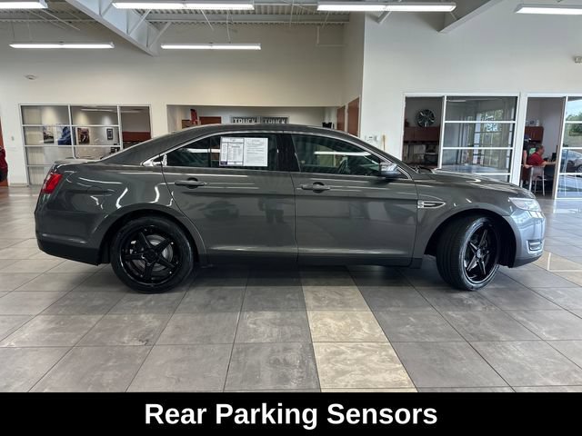 Used 2016 Ford Taurus Limited FWD image 11