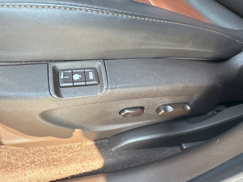 Used 2013 Buick Encore Premium AWD/4WD image 24