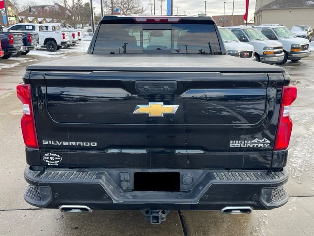 Used 2024 Chevrolet Silverado 1500 High Country w/ High Country Premium Package image 5