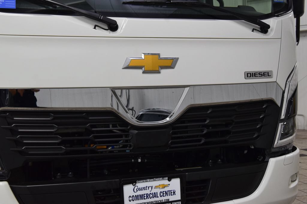 Used 2025 Chevrolet Low Cab Forward 5500XD RWD image 5