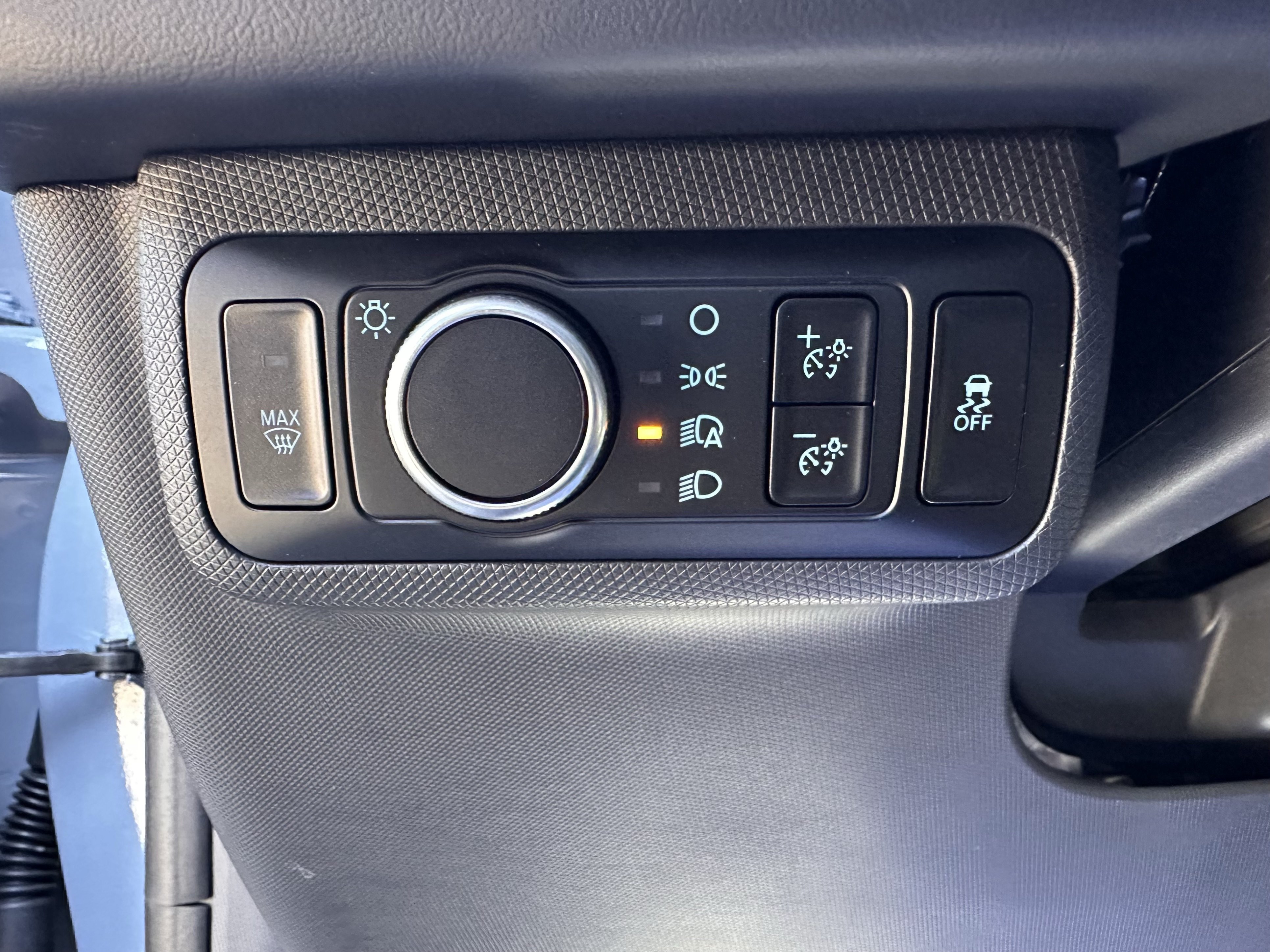 Certified 2026 Ford Mustang Mach-E Select AWD/4WD image 25
