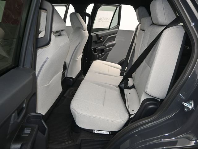 New 2026 Toyota 4Runner SR5 RWD image 12