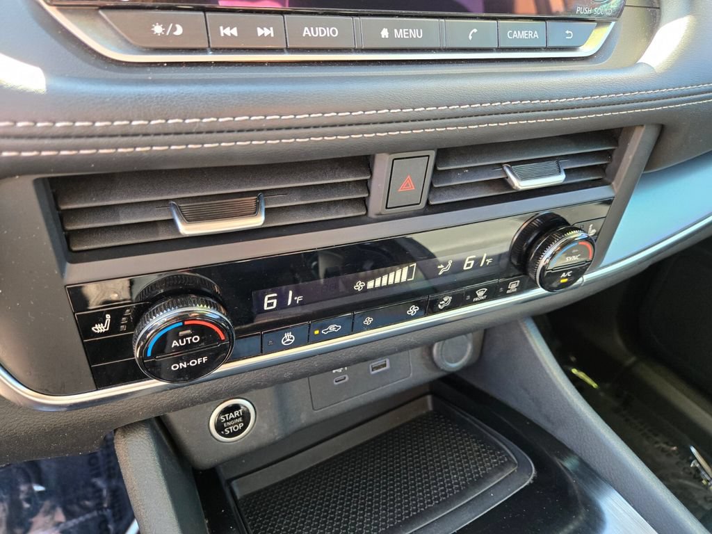 Certified 2023 Nissan Rogue SV w/ SV Premium B Package FWD image 28