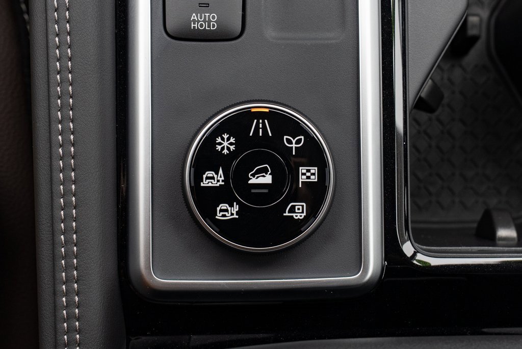 New 2026 Nissan Pathfinder Platinum image 20