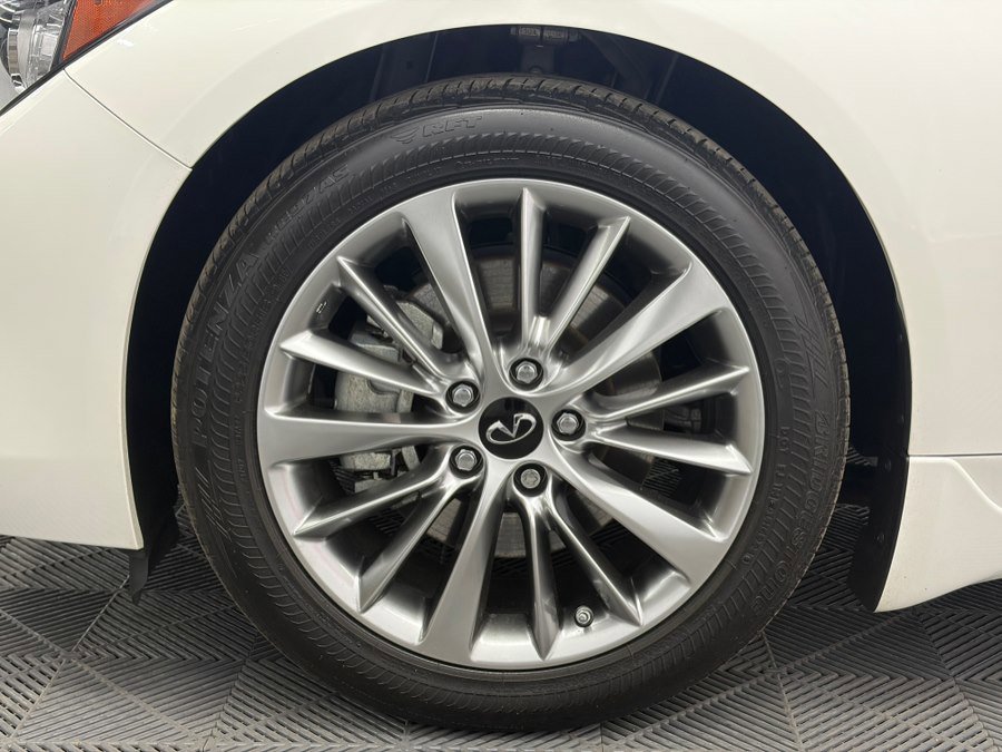 Used 2022 INFINITI Q50 Luxe w/ Cargo Package AWD/4WD image 35