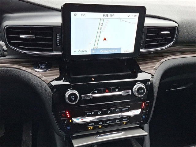 Used 2023 Ford Explorer Limited w/ Equipment Group 301A image 16