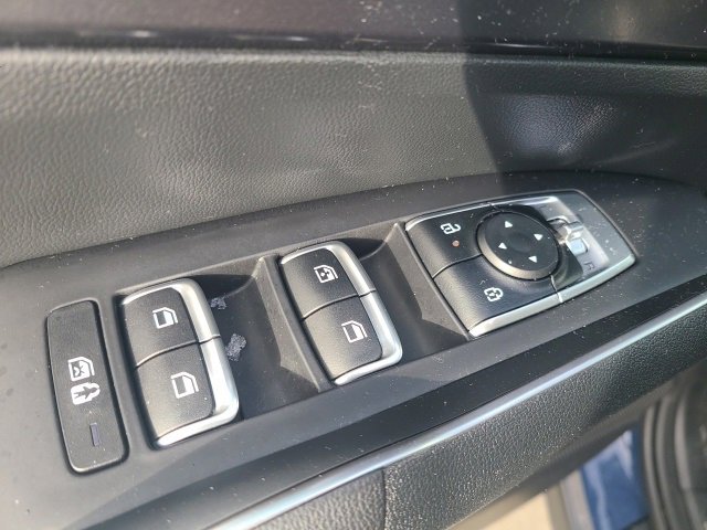 Used 2024 Kia Sorento S w/ Panoramic Sunroof Package image 18