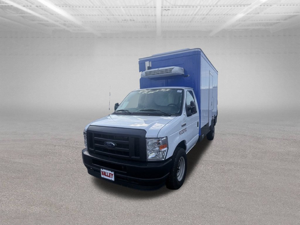 Used 2024 Ford E-350 and Econoline 350 Super Duty w/ Power Windows & Locks Group RWD image 11