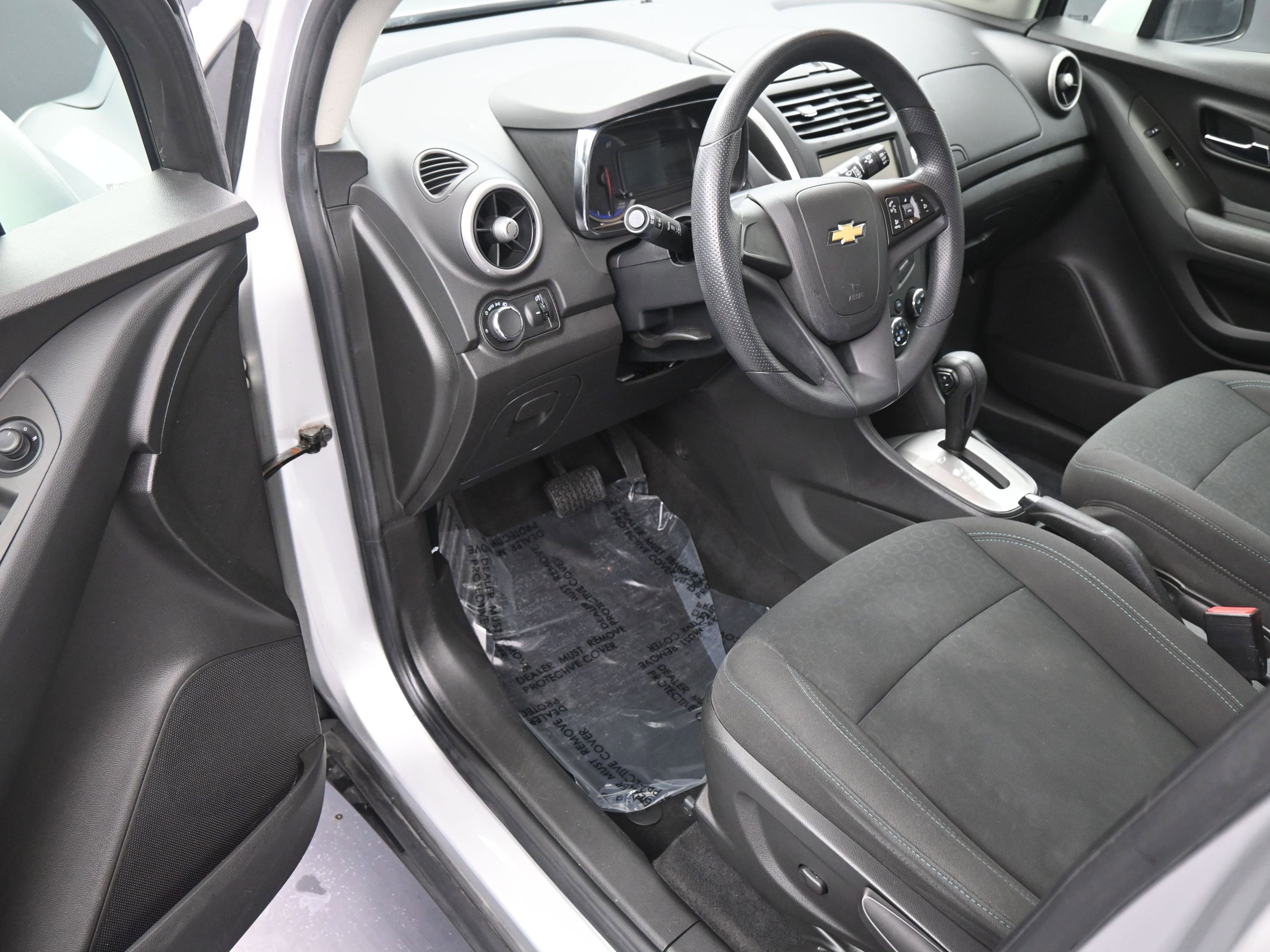 Used 2016 Chevrolet Trax LS image 12