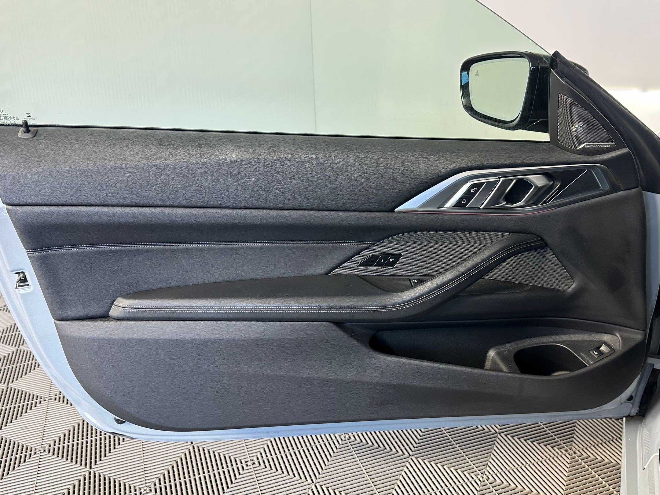 Used 2023 BMW 430i Coupe w/ M Sport Package image 20