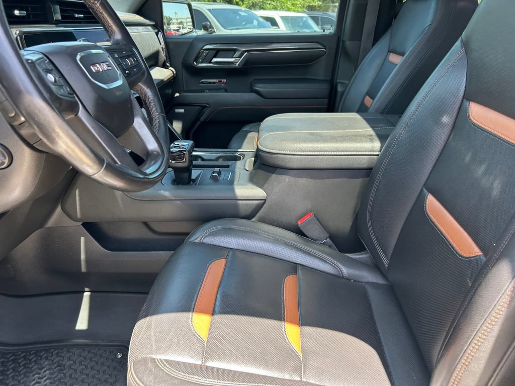Used 2023 GMC Sierra 1500 AT4 w/ AT4 Premium Package AWD/4WD image 11