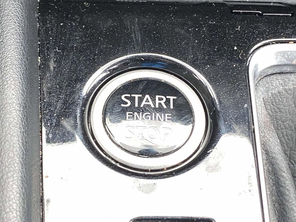 Used 2024 Nissan Kicks SV image 29