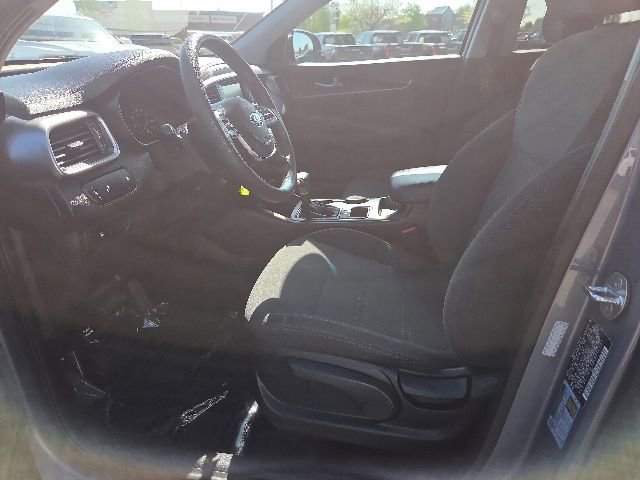 Used 2020 Kia Sorento LX image 27