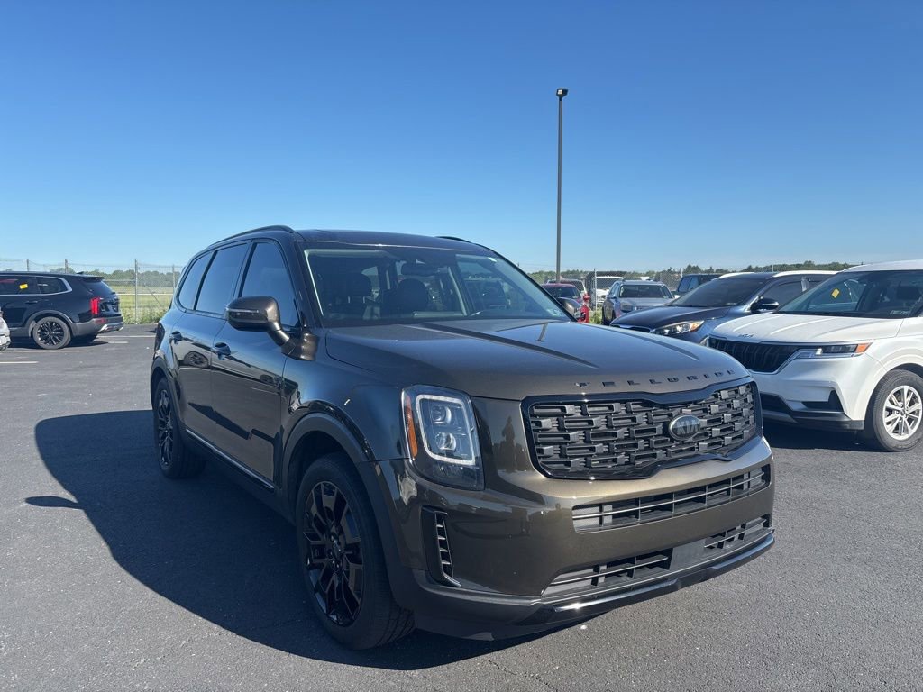Used 2021 Kia Telluride EX w/ EX Premium Package AWD/4WD image 1