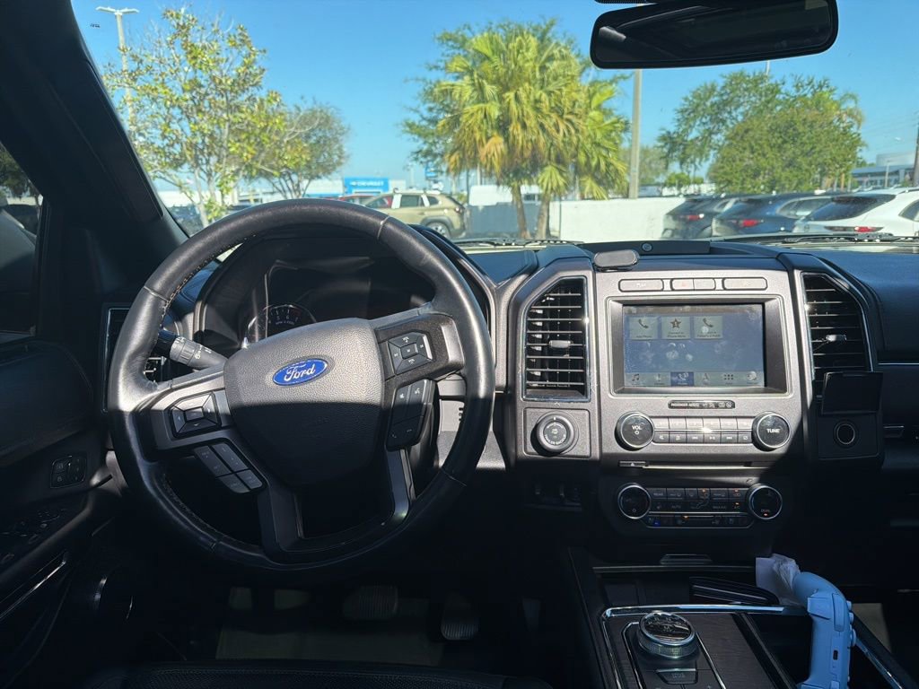 Used 2018 Ford Expedition Limited w/ Equipment Group 301A image 14