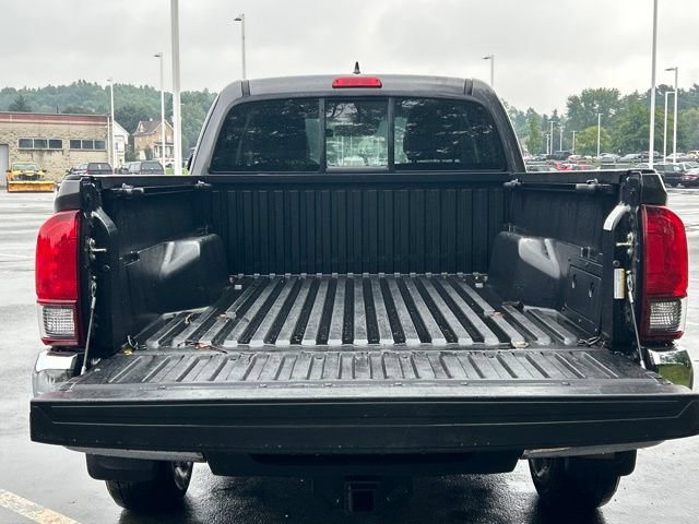 Used 2019 Toyota Tacoma SR5 AWD/4WD image 15