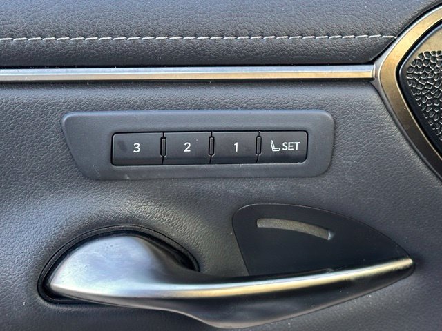 Used 2021 Lexus ES 350 Ultra Luxury w/ Accessory Package FWD image 32