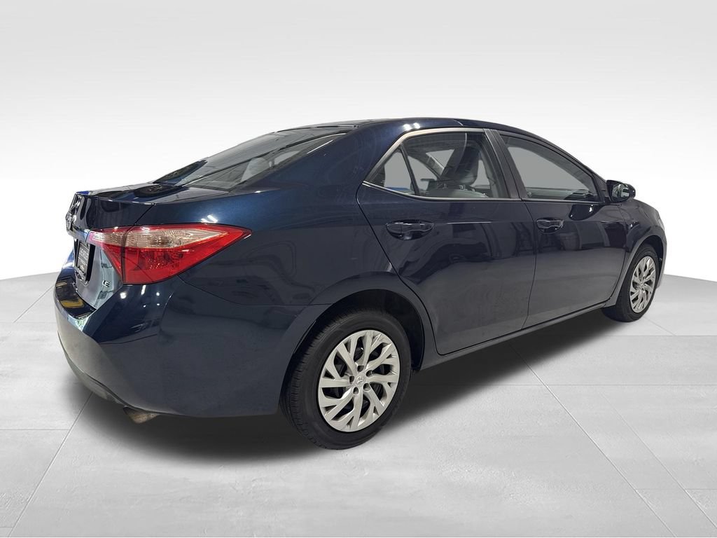 Used 2018 Toyota Corolla LE FWD image 47