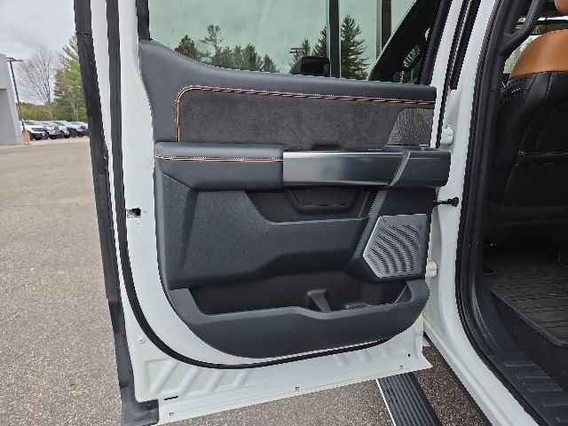 Used 2023 Ford F350 Platinum AWD/4WD image 57