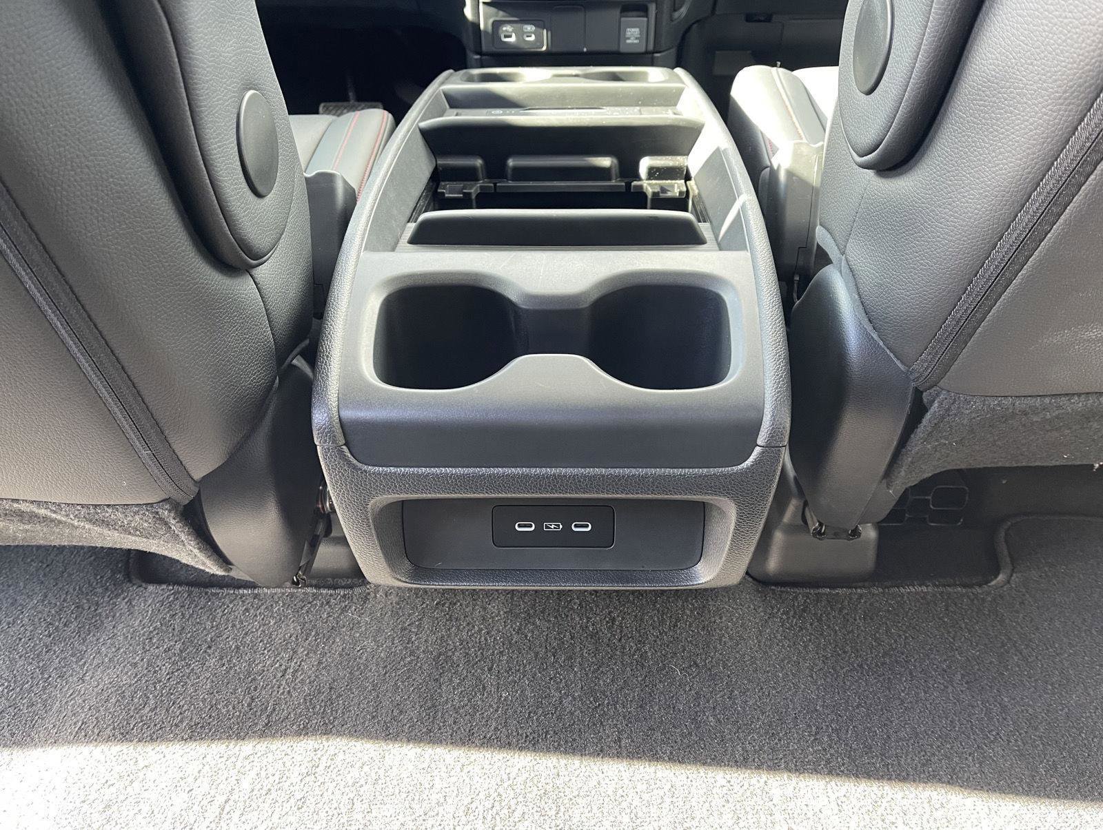 Used 2025 Honda Odyssey Sport-L image 16