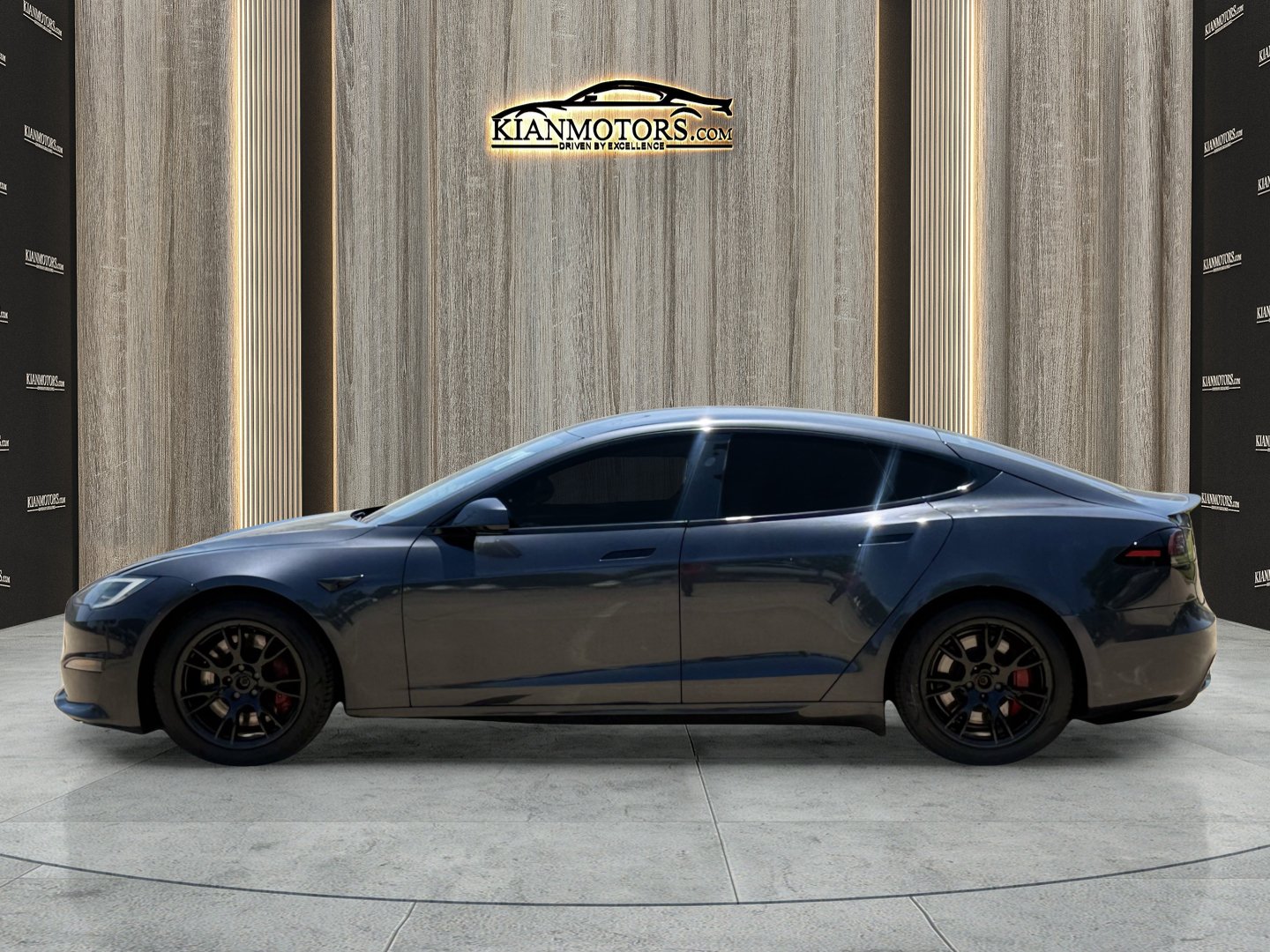 Used 2025 Tesla Model S Plaid AWD/4WD image 9