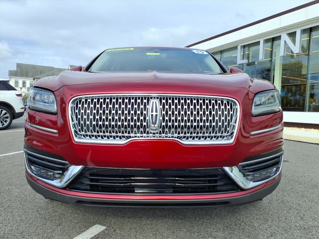 Used 2019 Lincoln Nautilus Select image 2