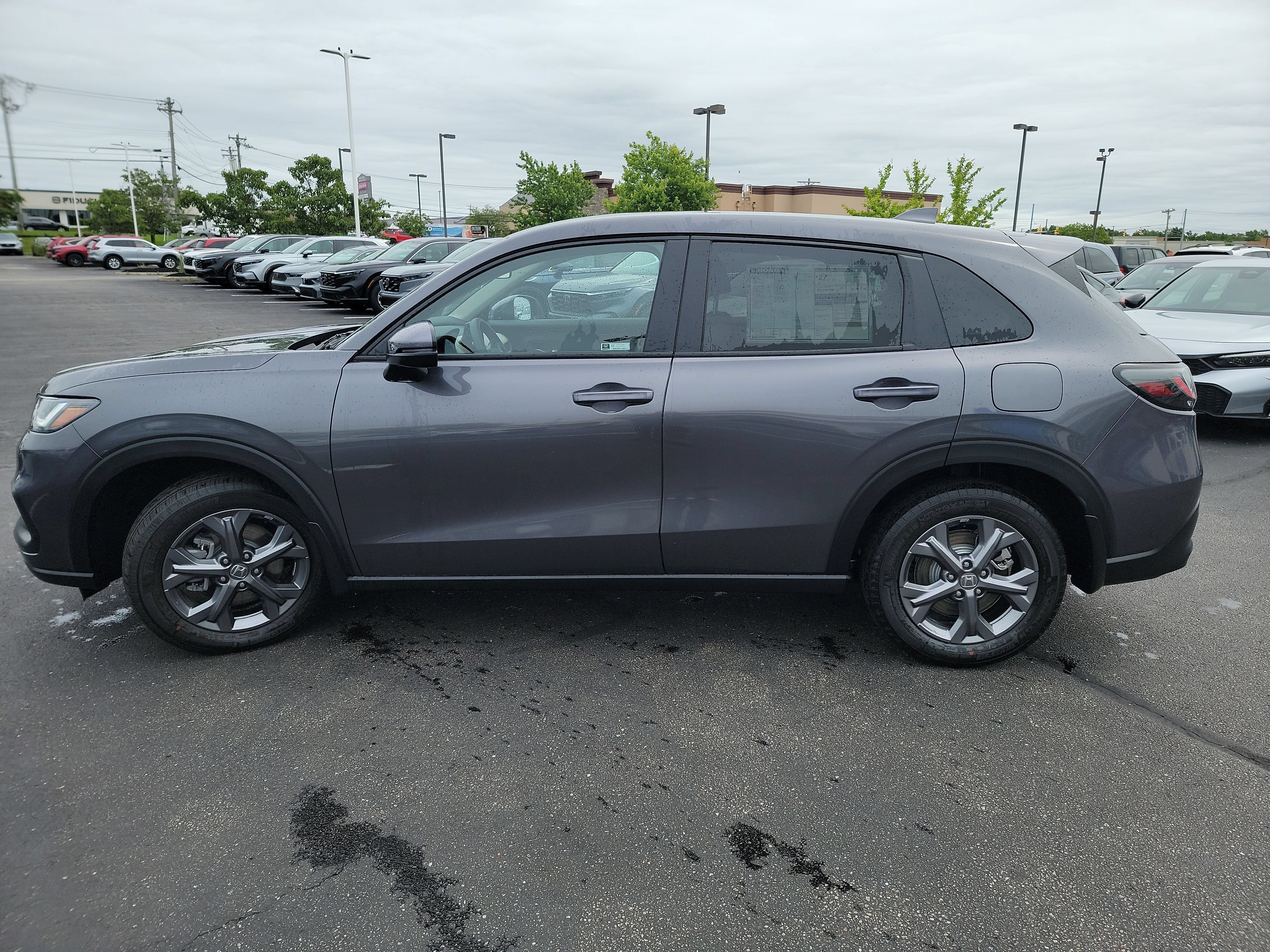 New 2027 Honda HR-V LX image 16