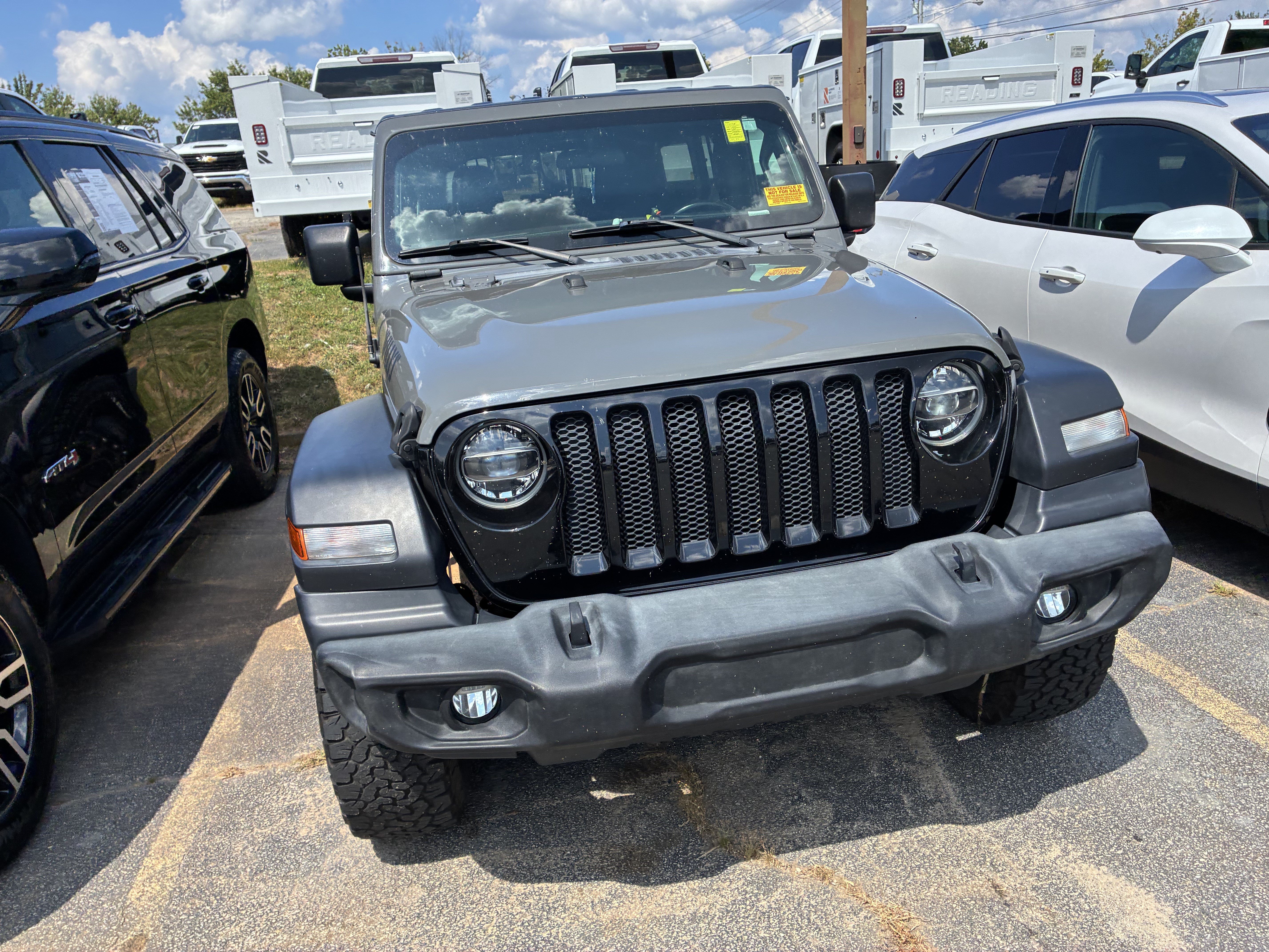 Used 2020 Jeep Wrangler Unlimited Sport AWD/4WD image 2