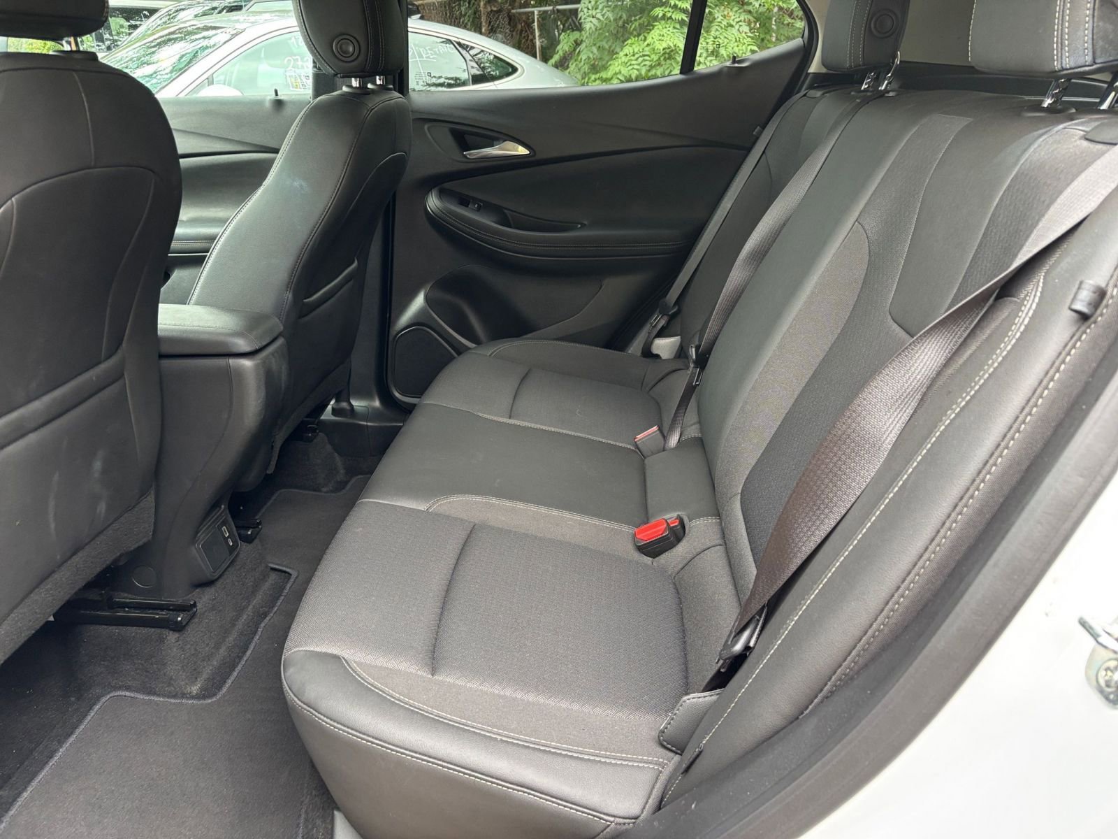 Used 2025 Buick Encore GX Preferred image 27