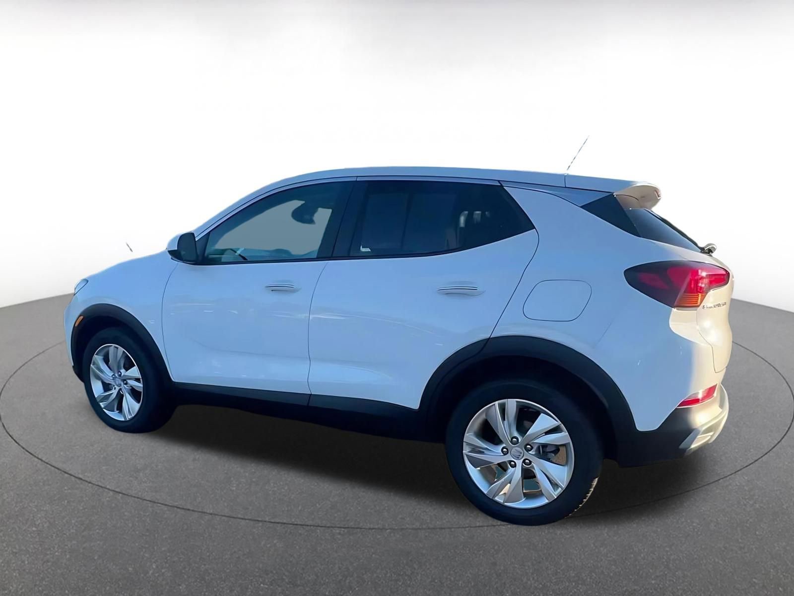 Used 2025 Buick Encore GX Preferred image 10