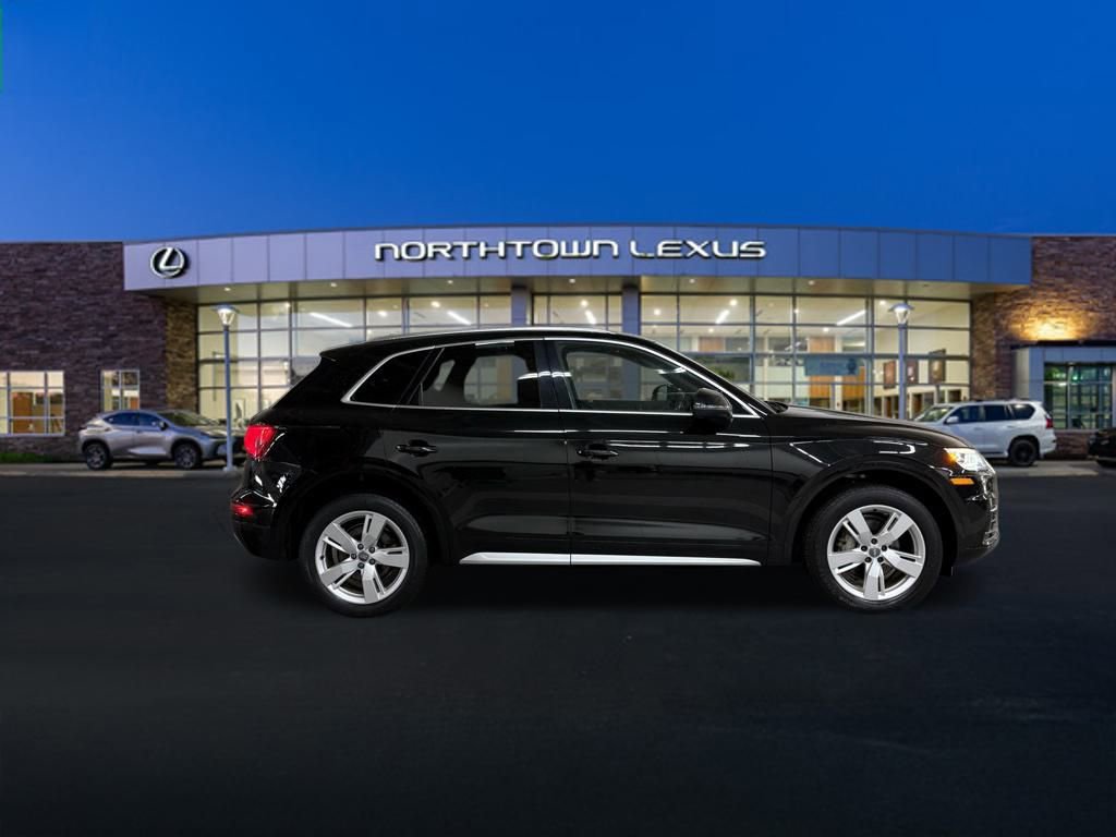 Used 2018 Audi Q5 2.0T Premium Plus w/ Premium Plus Package image 25