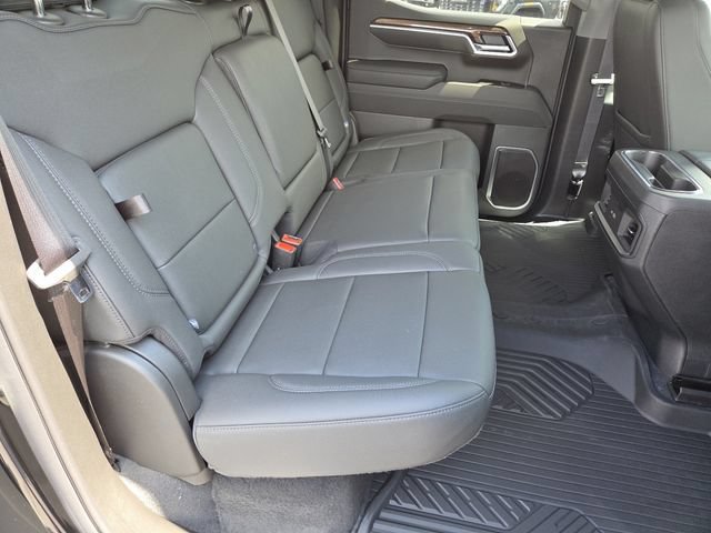 New 2026 Chevrolet Silverado 1500 RST w/ Dark Appearance Package AWD/4WD image 20