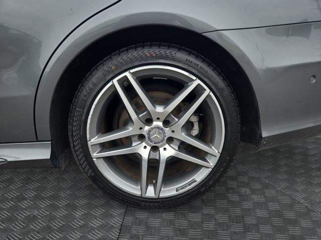 Used 2016 Mercedes-Benz E 350 Sedan w/ Premium Package image 38
