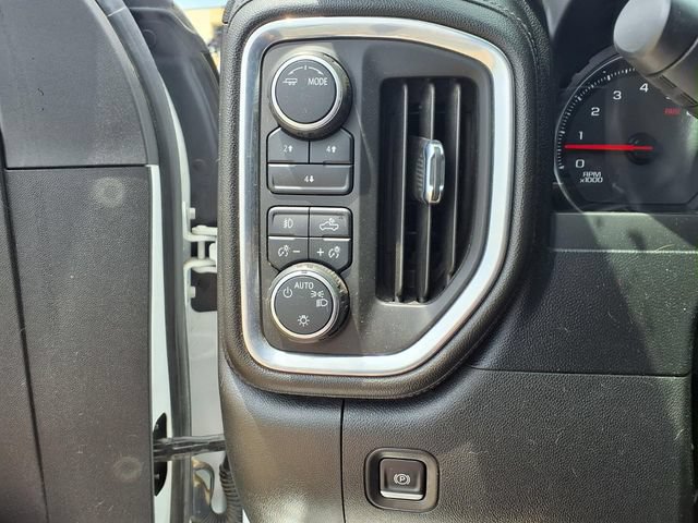 Used 2021 Chevrolet Silverado 3500 LT w/ Convenience Package AWD/4WD image 17
