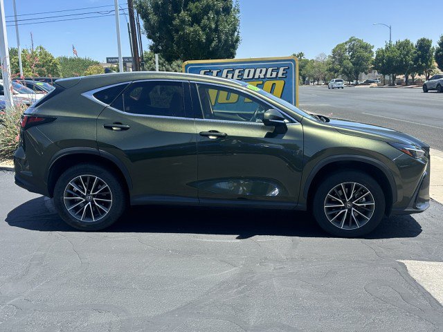 Used 2022 Lexus NX 250 FWD image 2