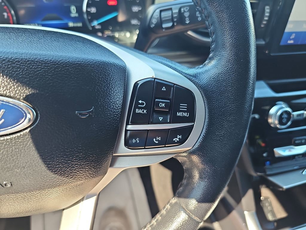 Used 2022 Ford Explorer Limited w/ Equipment Group 301A image 24