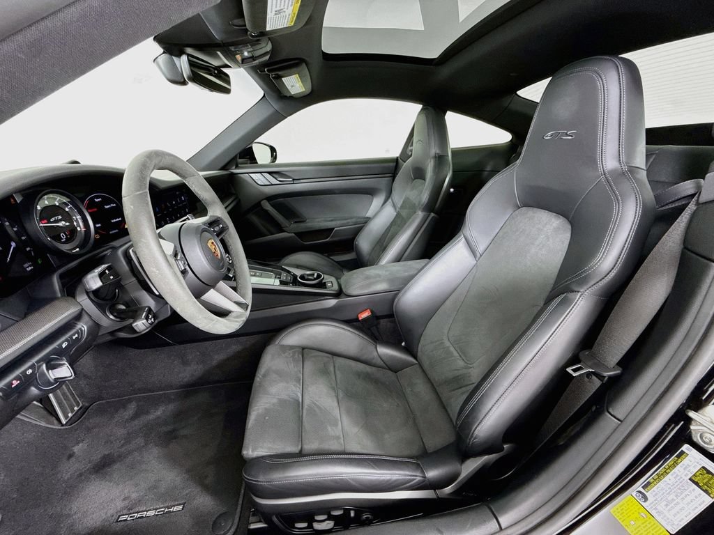 Certified 2024 Porsche 911 Carrera GTS RWD image 5