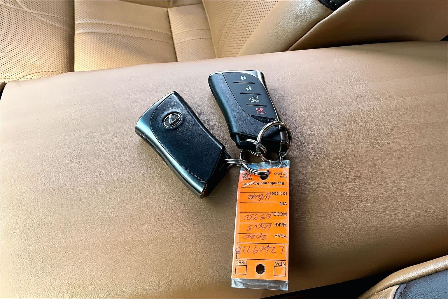 Used 2020 Lexus ES 350 w/ Luxury Package FWD image 35