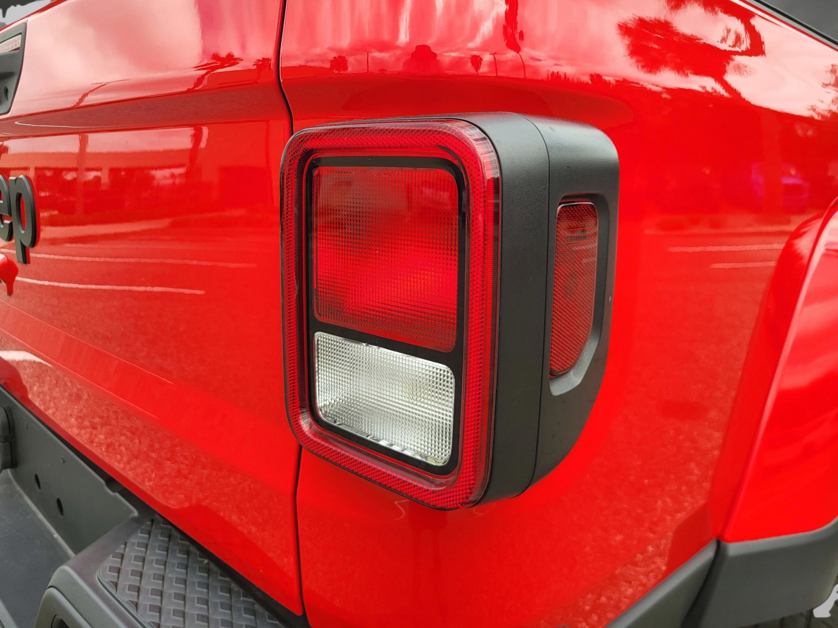 Used 2023 Jeep Gladiator Sport image 43