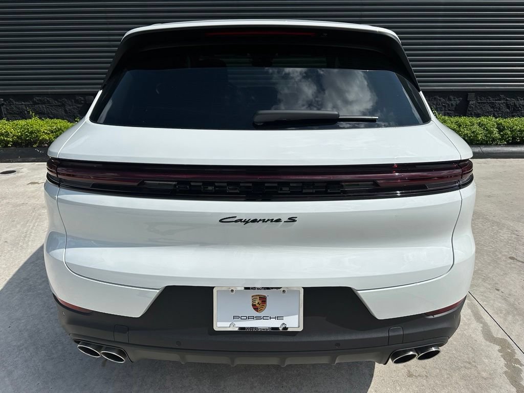 New 2026 Porsche Cayenne S AWD/4WD image 13