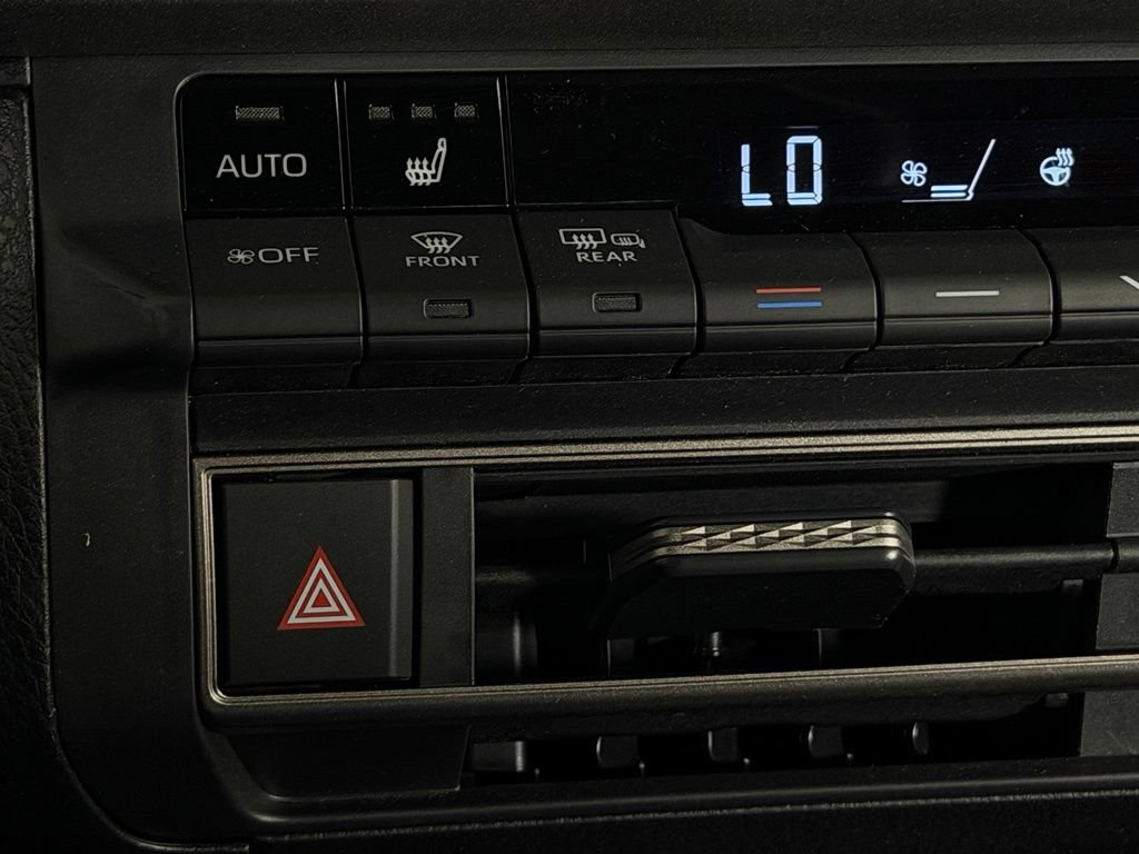 Used 2026 Toyota Camry XSE FWD image 17