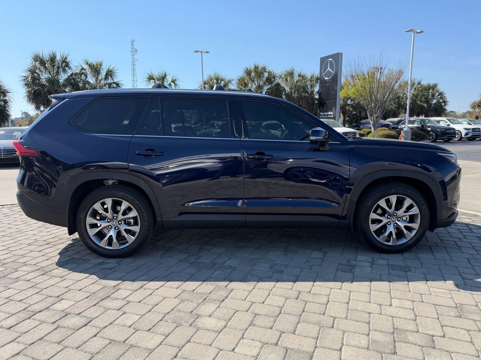 Used 2024 Toyota Grand Highlander Limited image 7