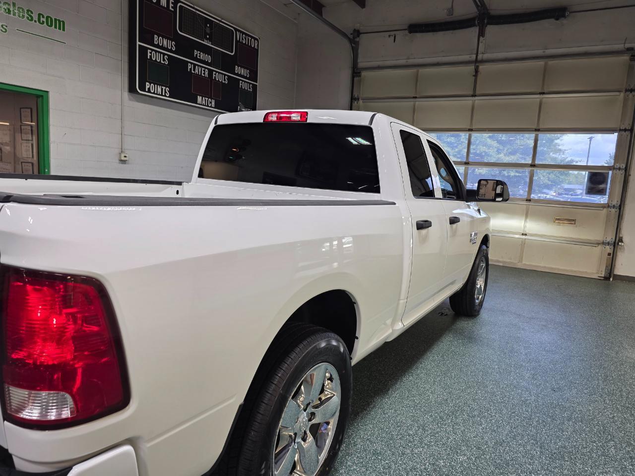 Used 2019 RAM 1500 Express w/ Express Value Package AWD/4WD image 7