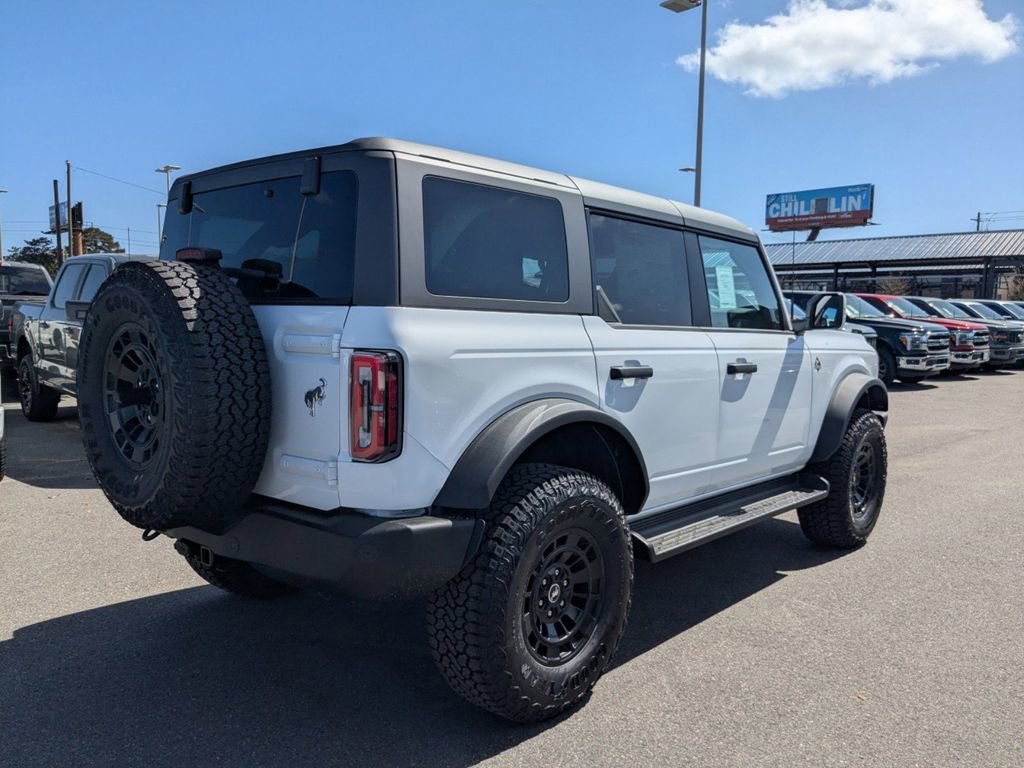 New 2026 Ford Bronco Outer Banks w/ Sasquatch Package image 4