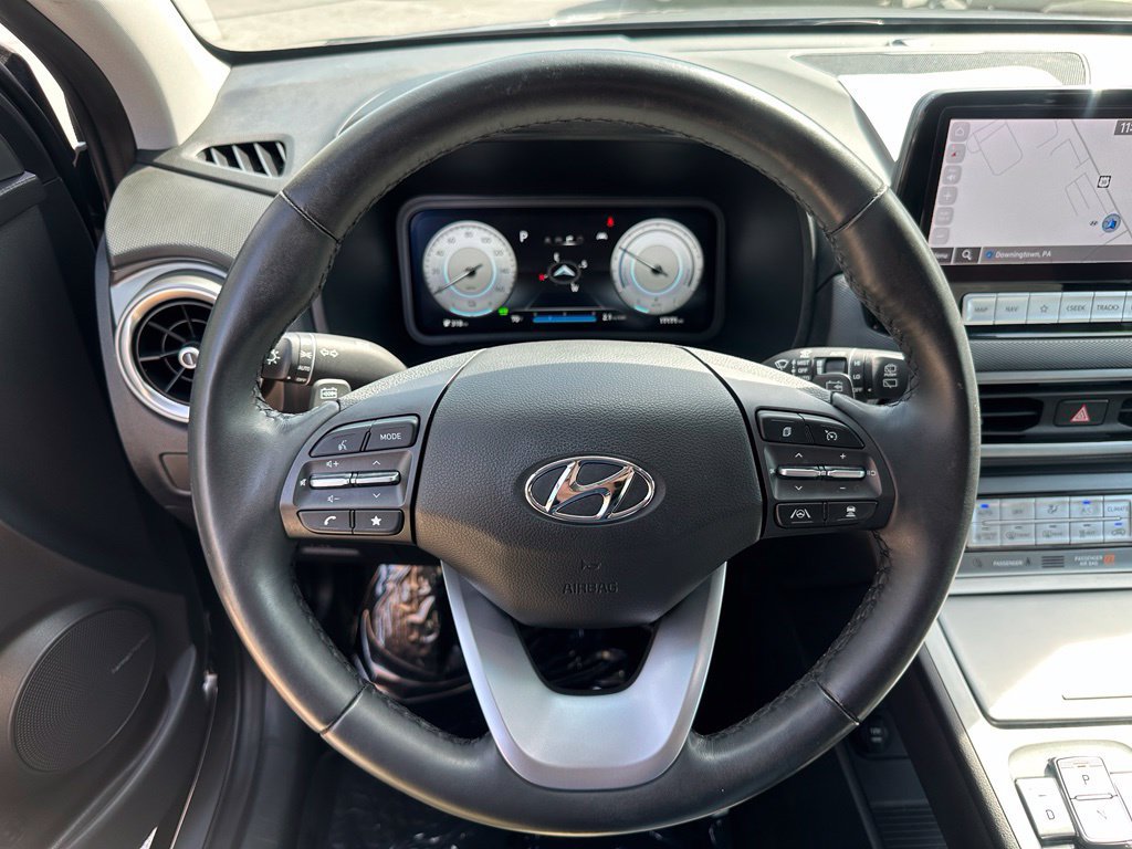 Used 2023 Hyundai Kona Limited FWD image 16
